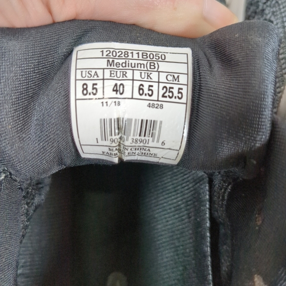 Brooks Revel 2 Black Running Shoes , Size 8.5 - Picture 13 of 14